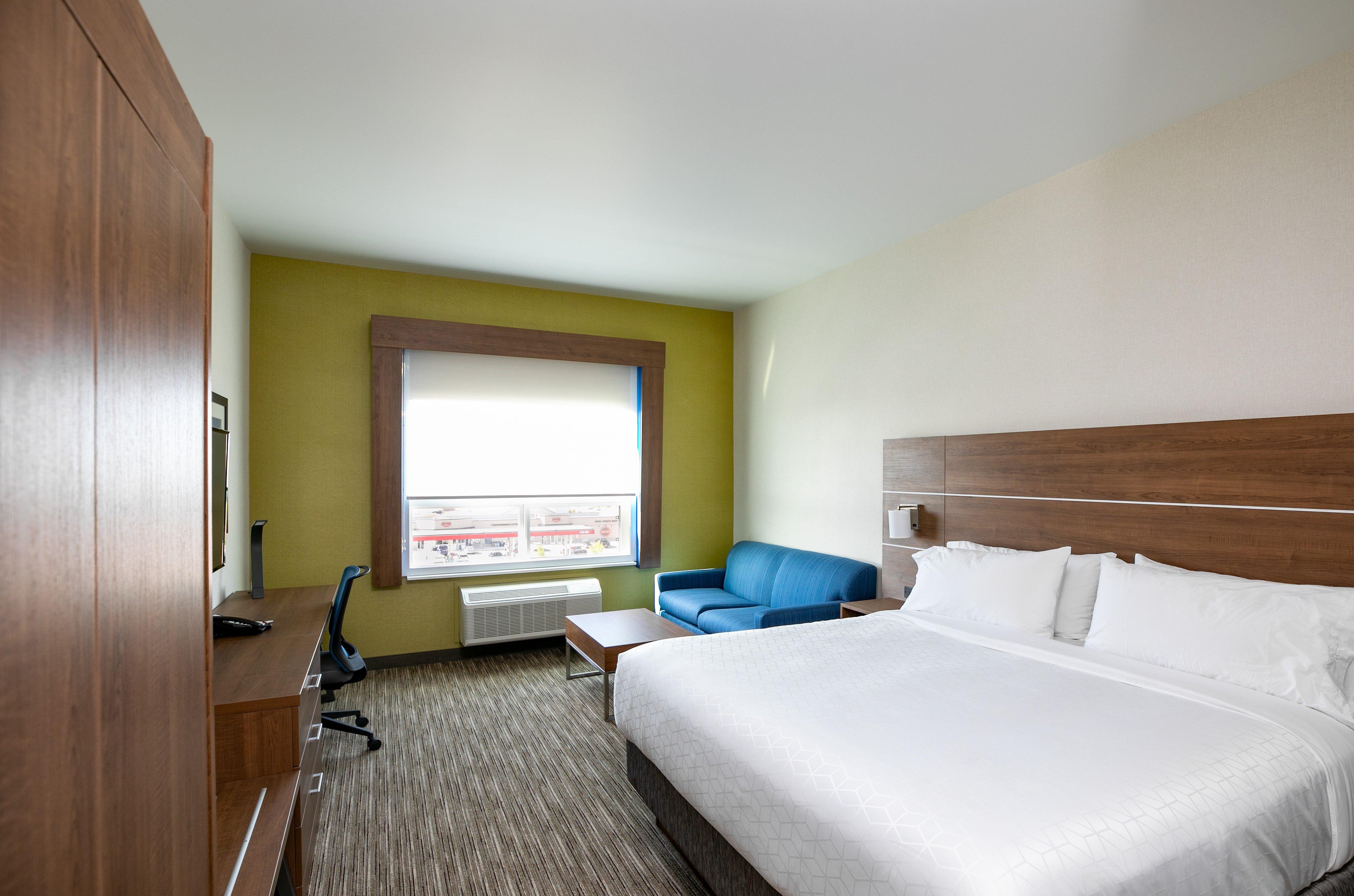 Holiday Inn Express - Lethbridge Southeast By Ihg Exterior photo